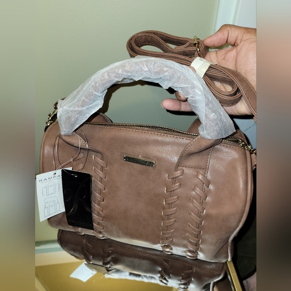 RAMPAGE LIGHT BROWN PURSE - Picture 6 of 7